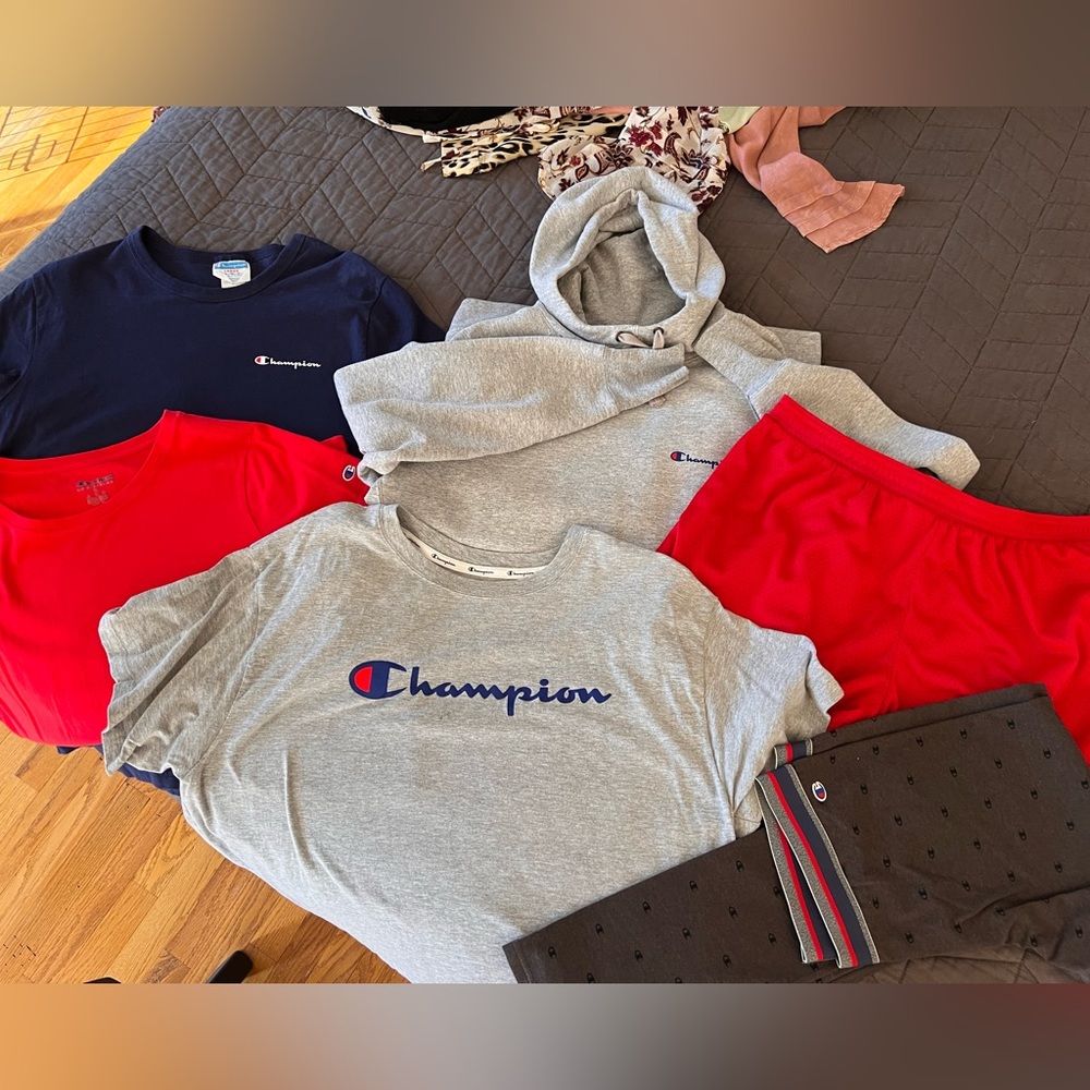 Lot of Champion tshirts, hoodie, leggings, shorts. L or XL